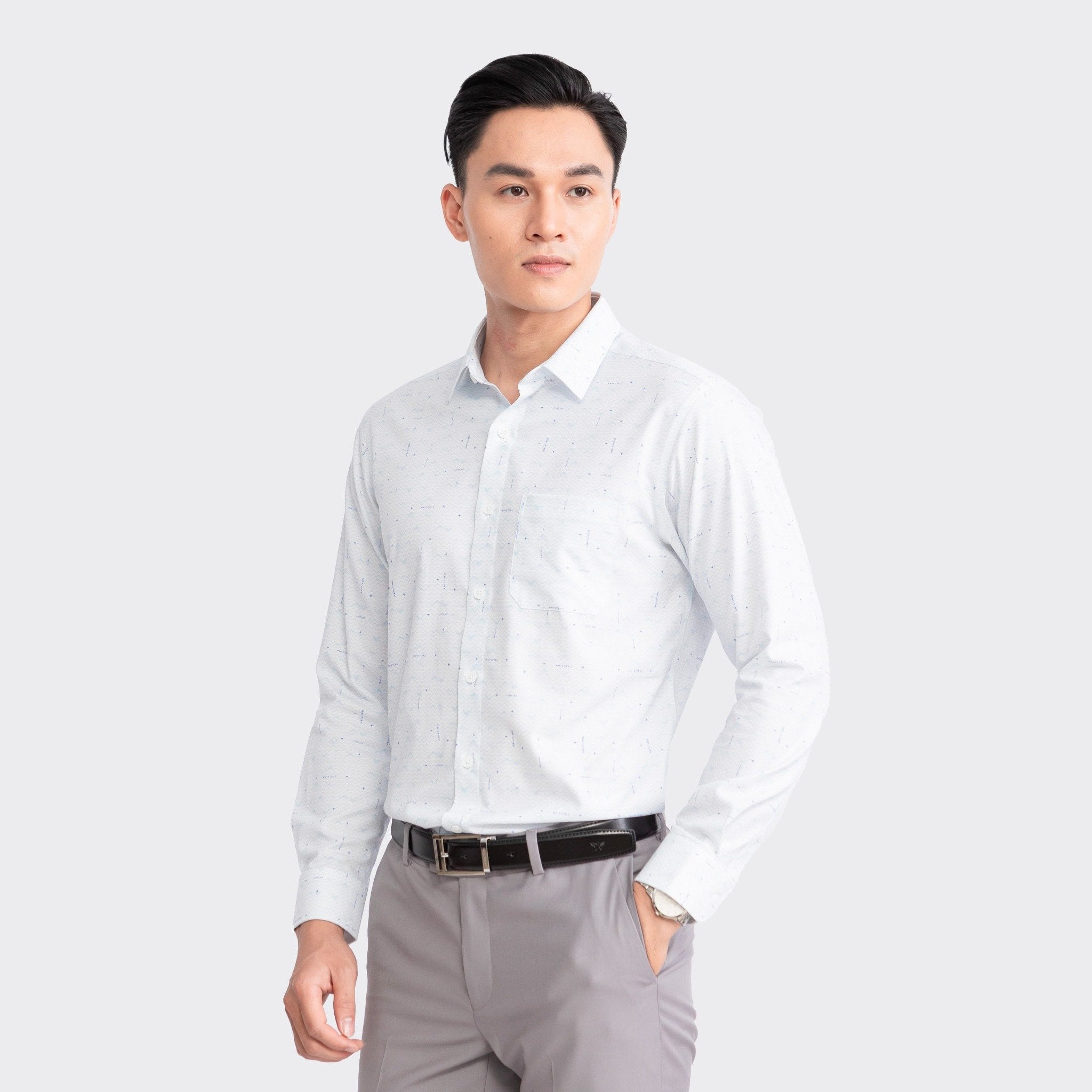 White blue star print