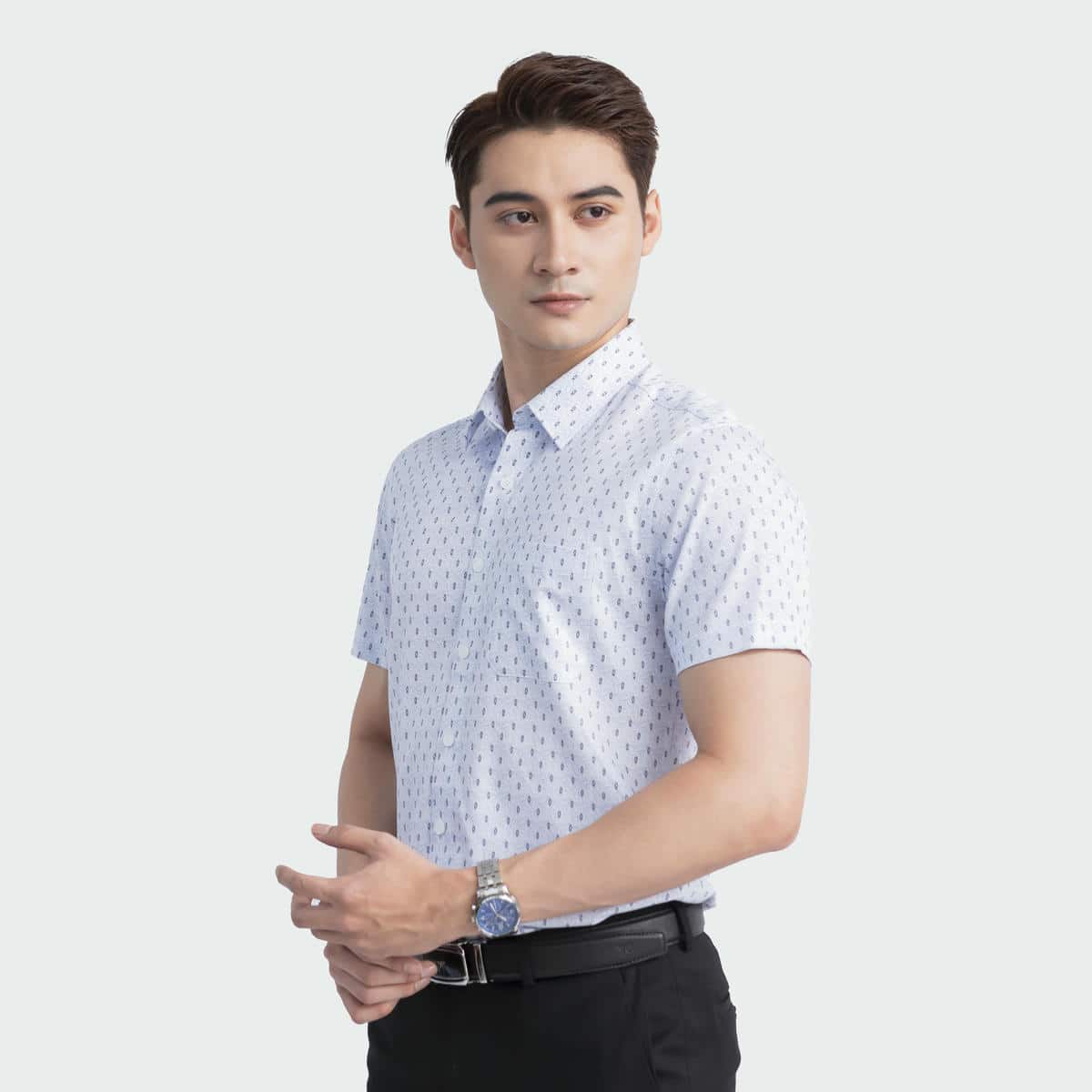 White blue pattern print