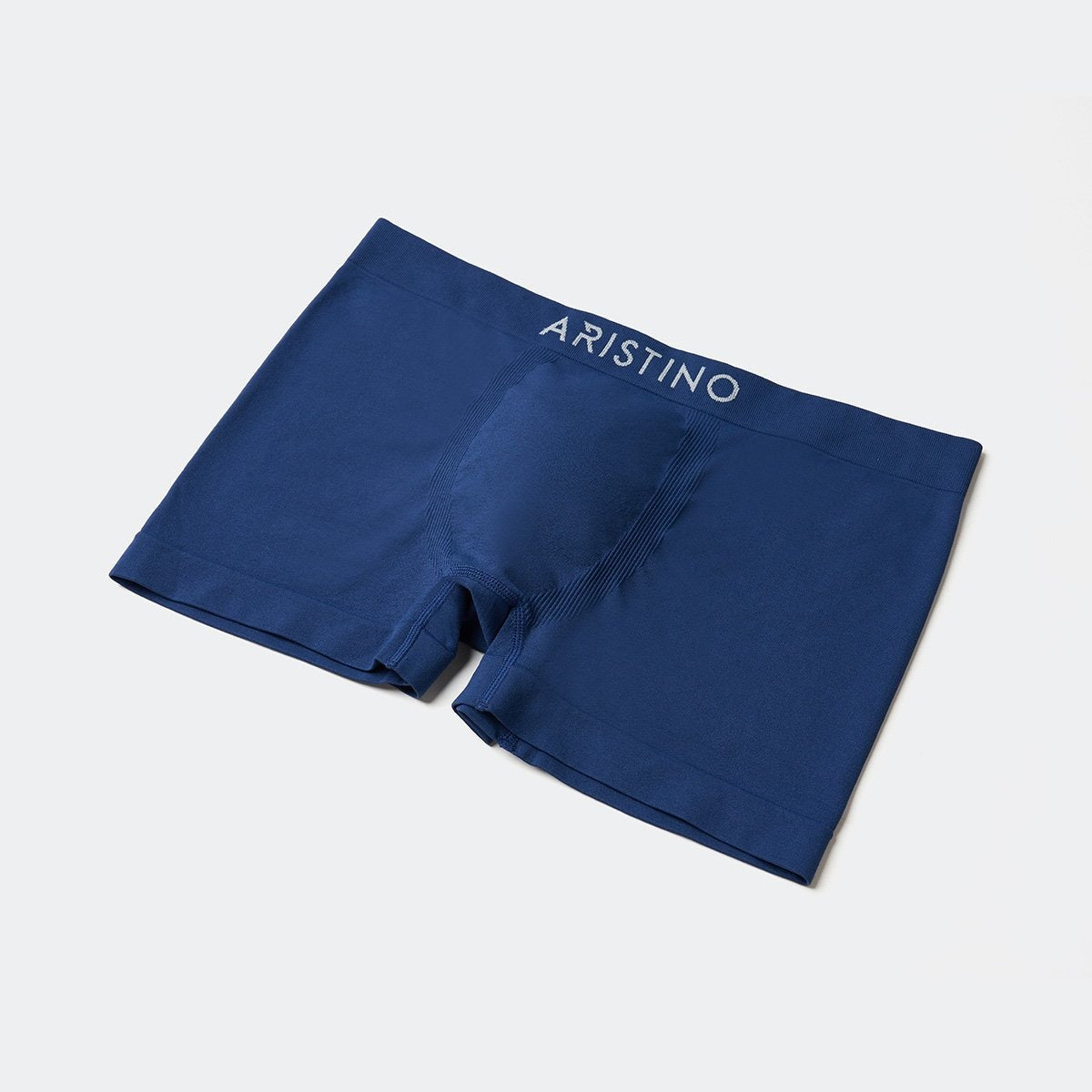 Quần boxer nam không đường may bằng polyamide ABX069 của Aristino