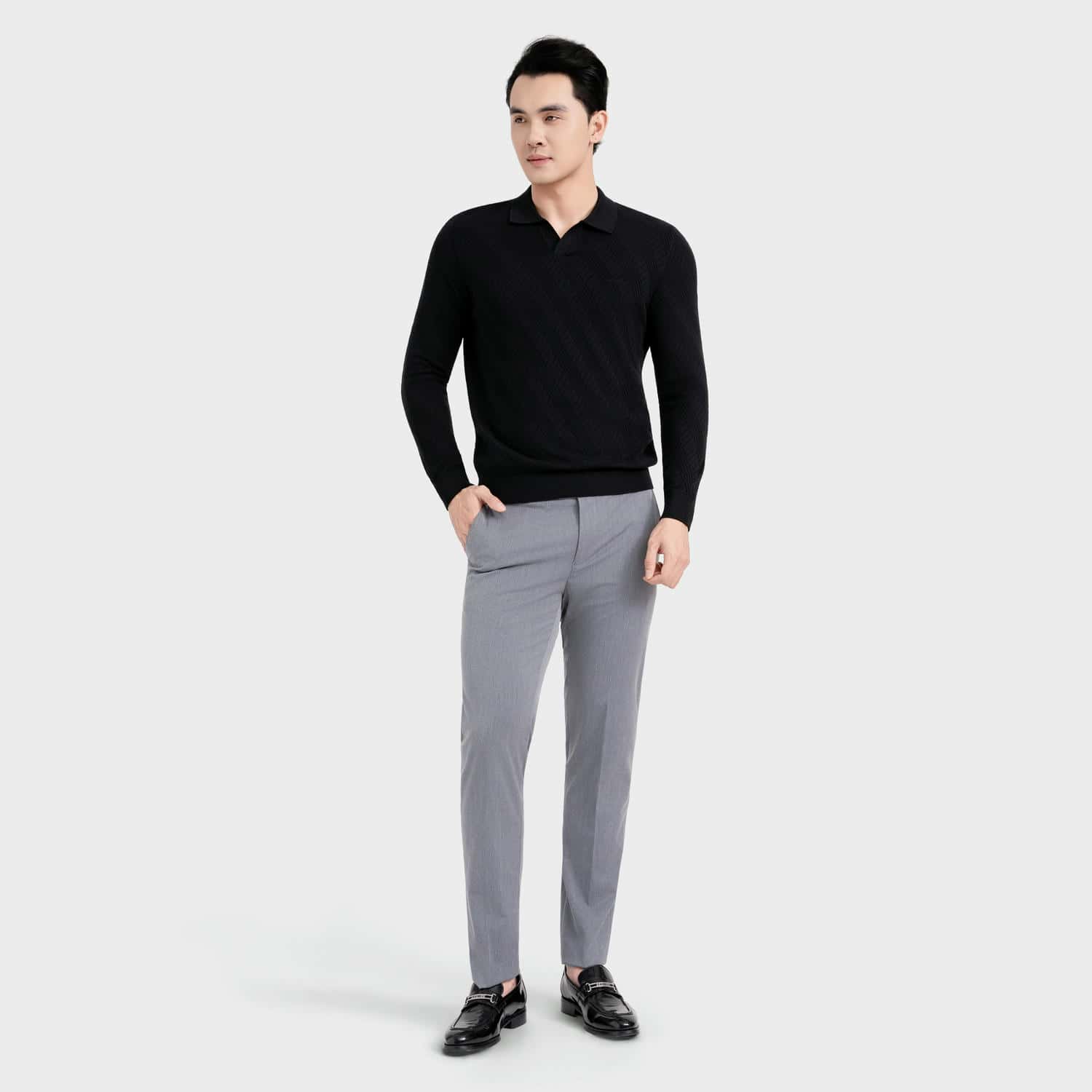 Black 9 Jacquard pattern