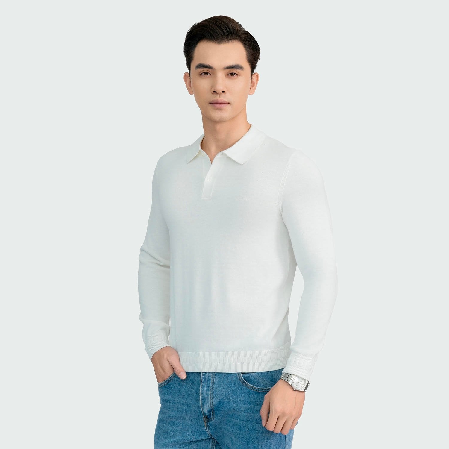 White 6 Jacquard pattern