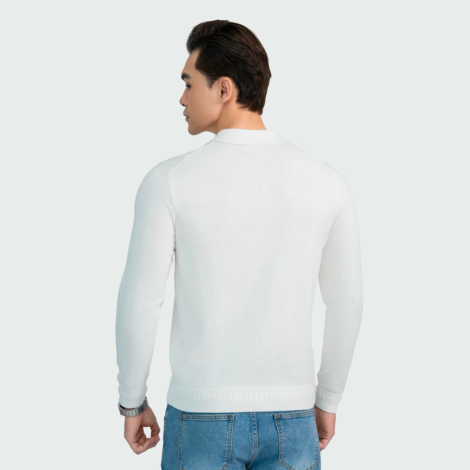 White 6 Jacquard pattern