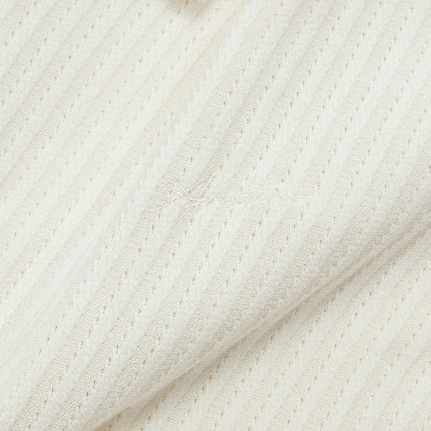White 1 Jacquard pattern