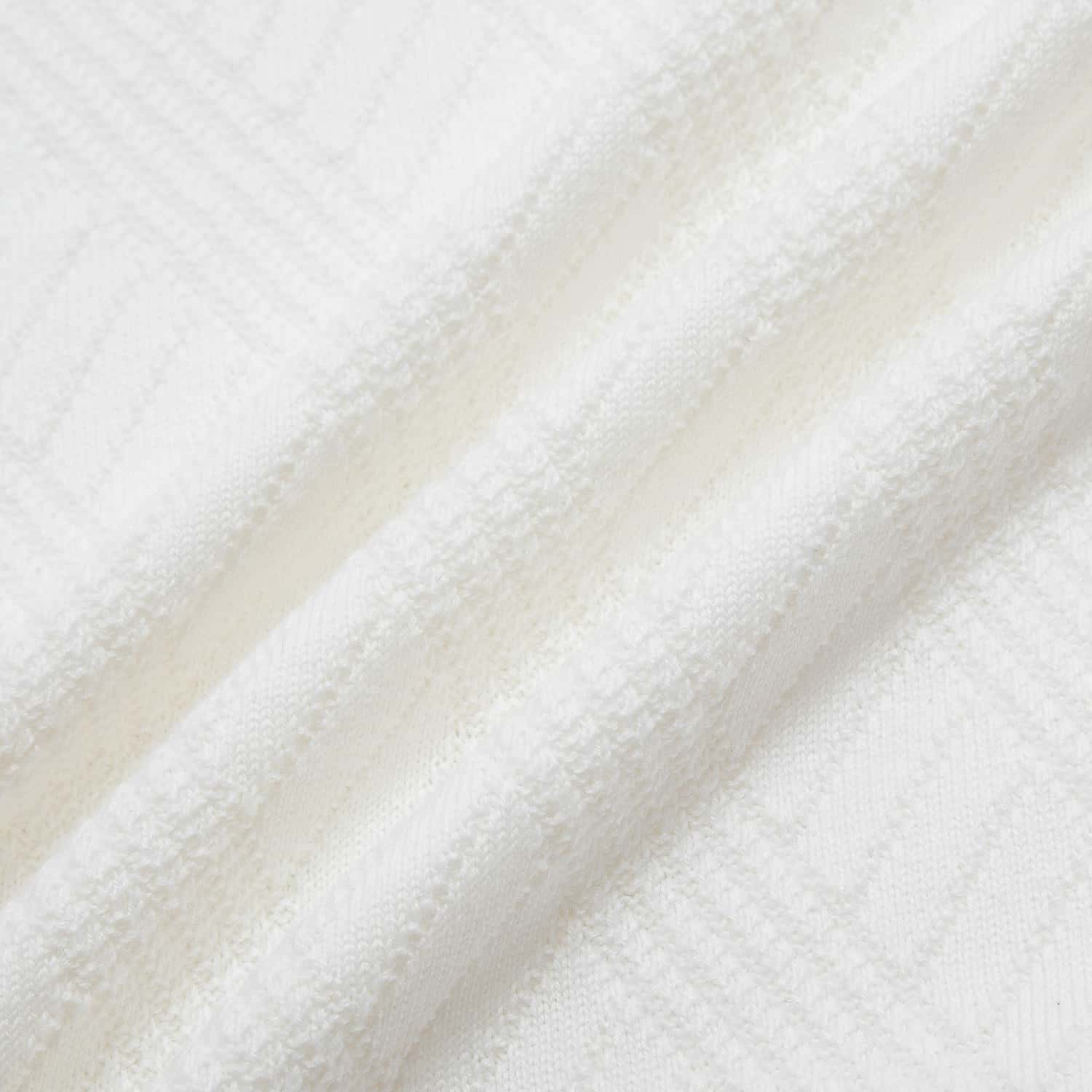 White 6 Jacquard pattern