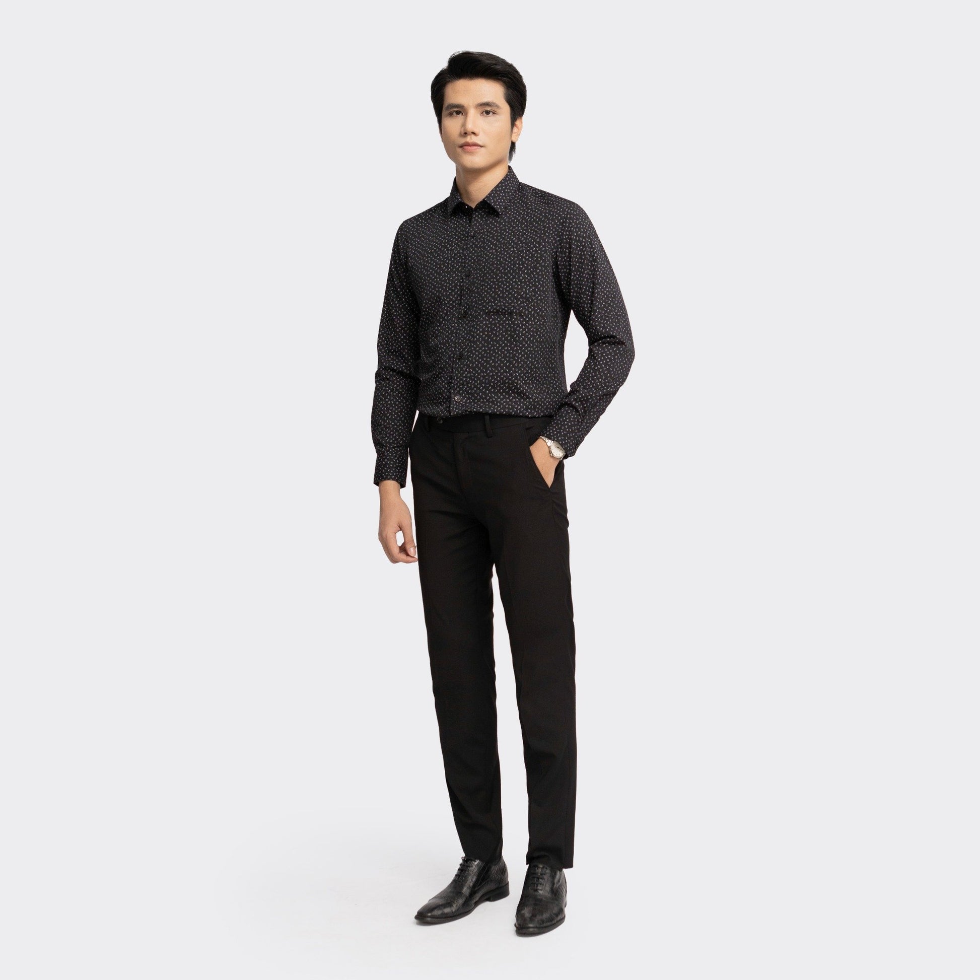 Navy patterned print