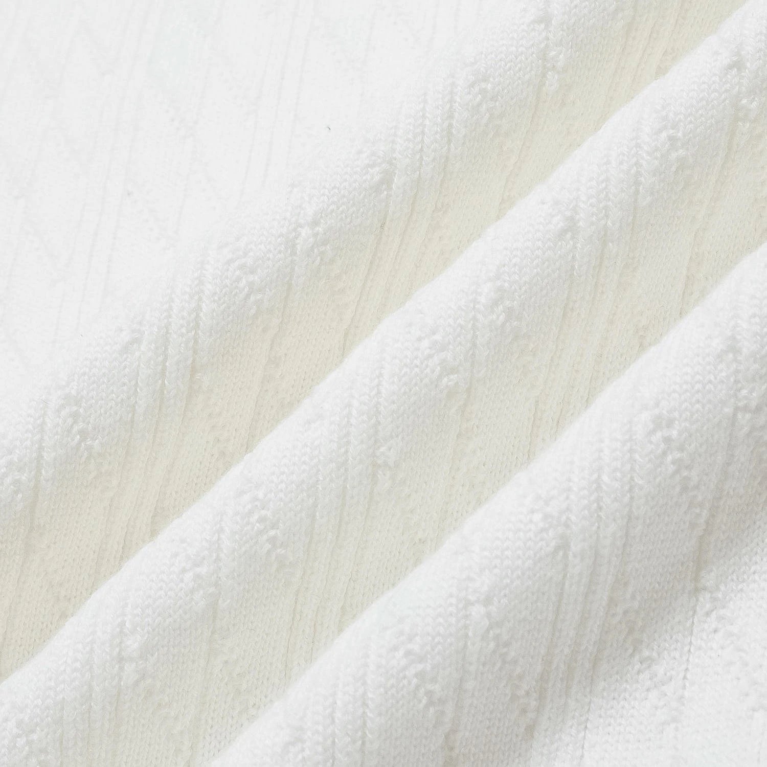 White 6 Jacquard pattern