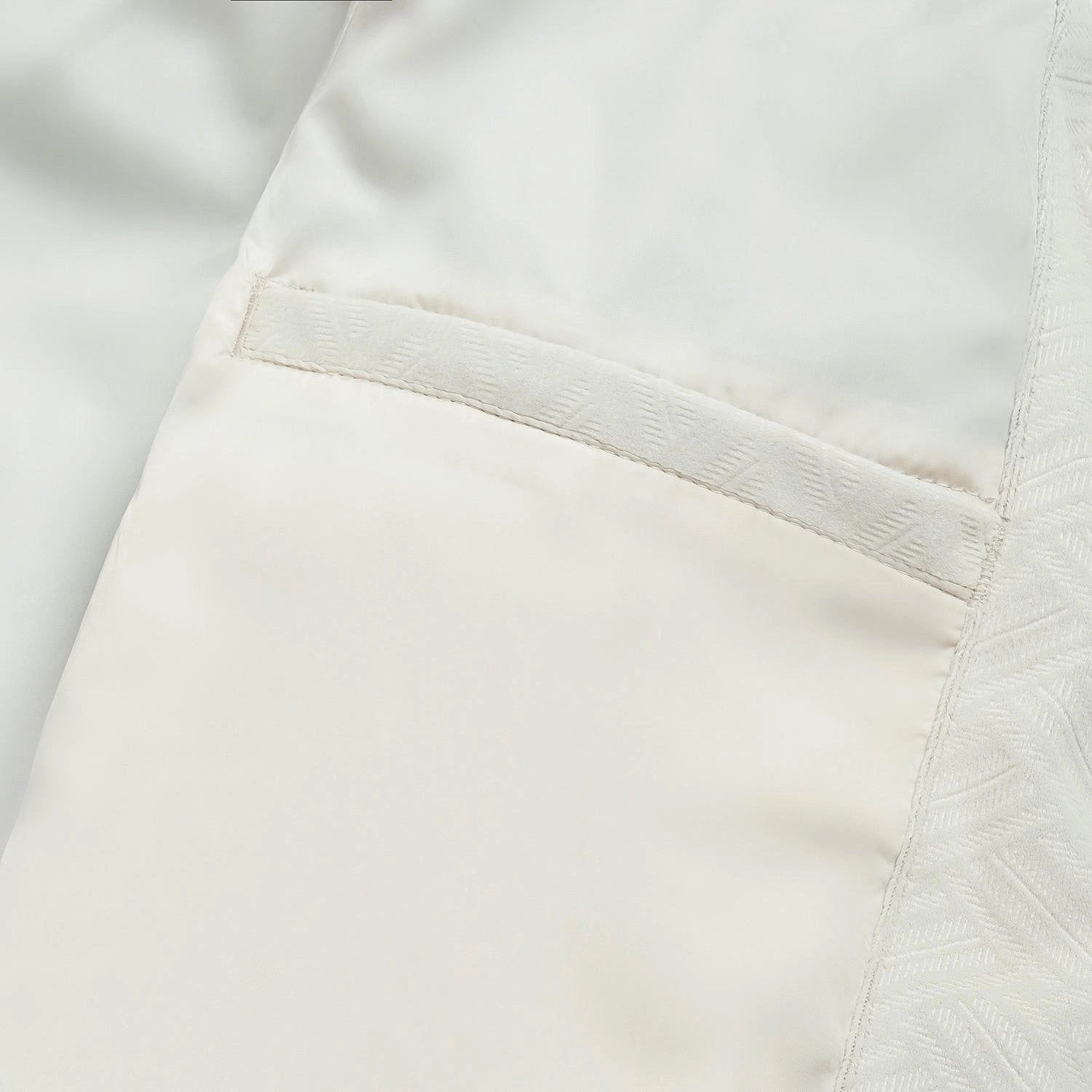 Beige 20 Jacquard pattern