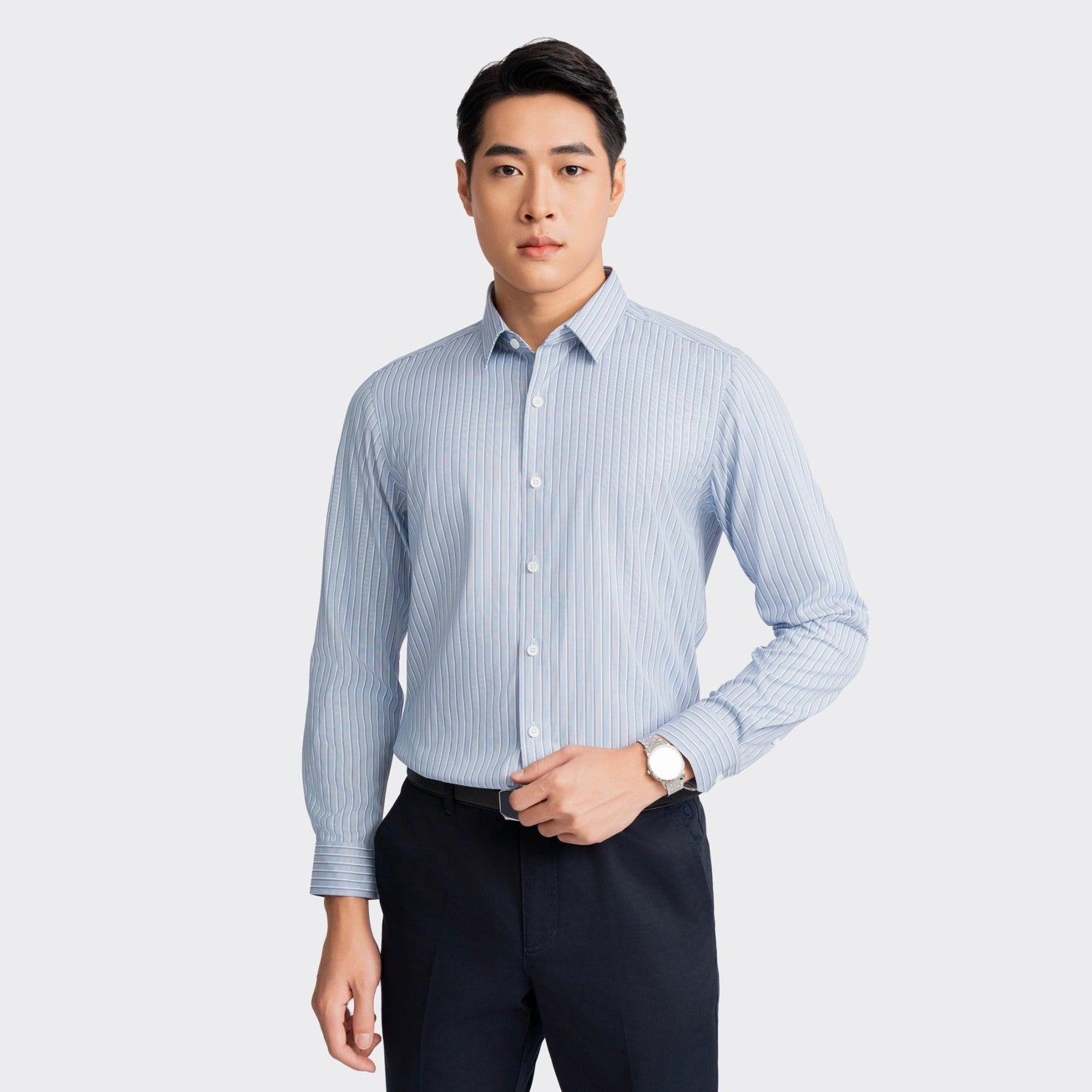 White sea blue stripe