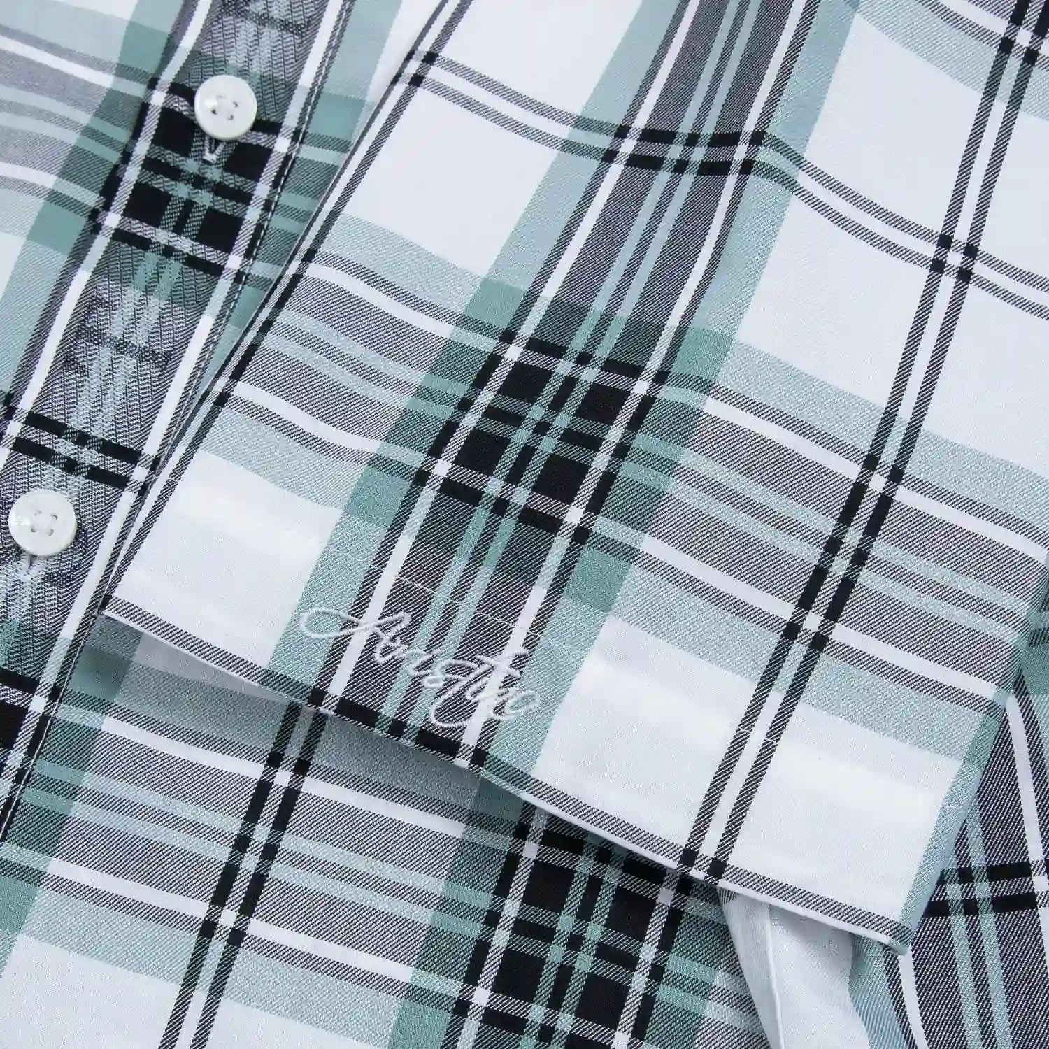 White striped Aristino