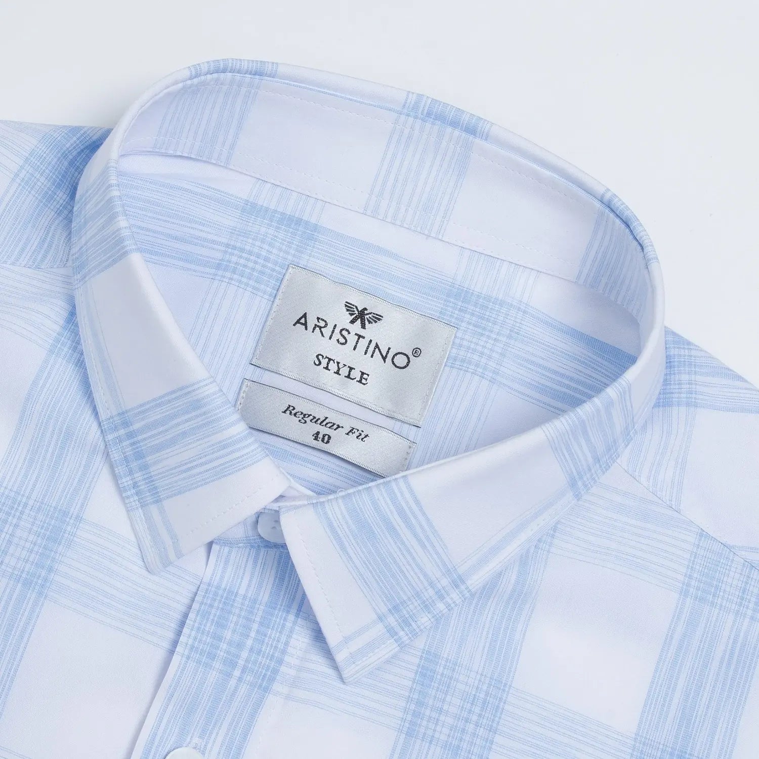 White blue stripe print