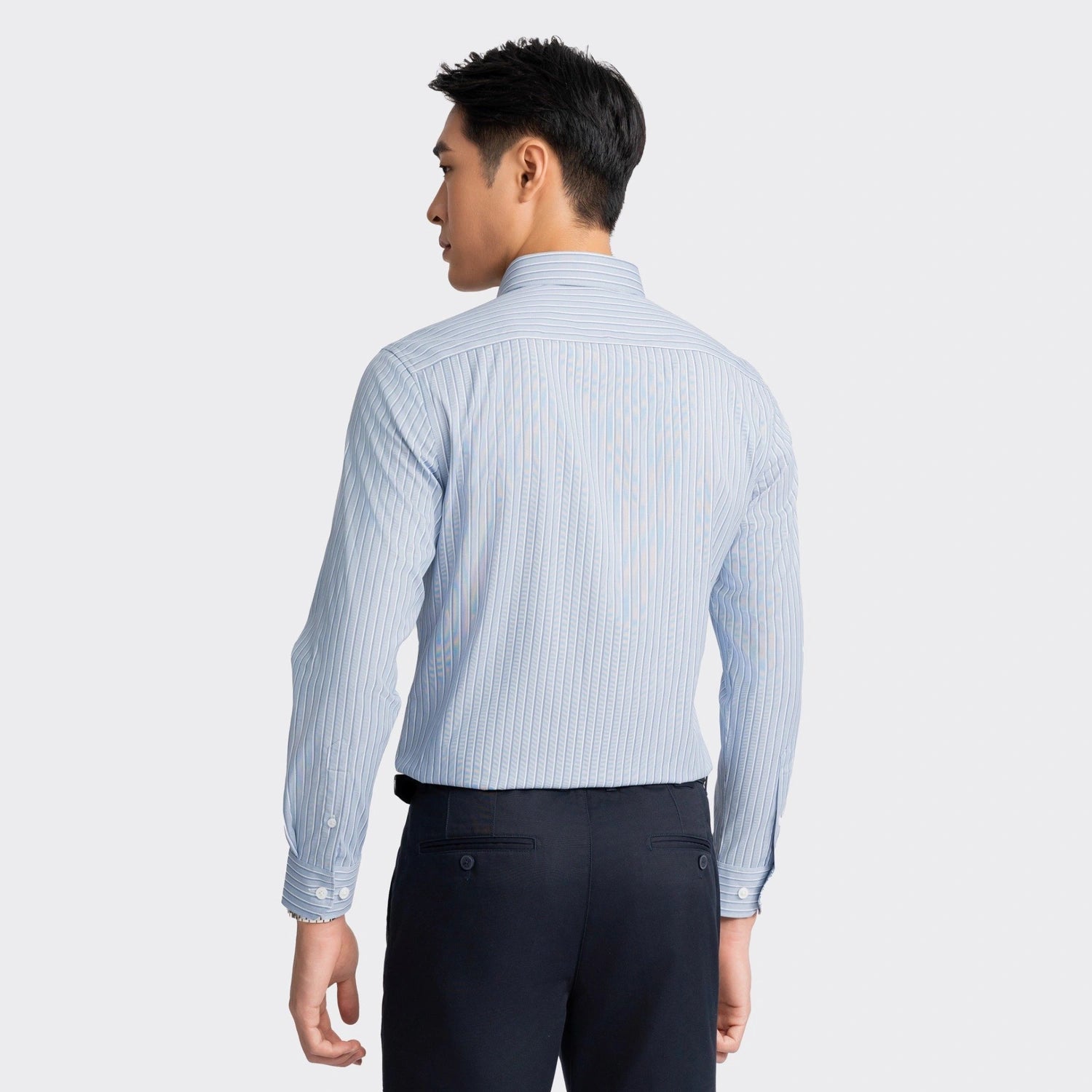 White sea blue stripe