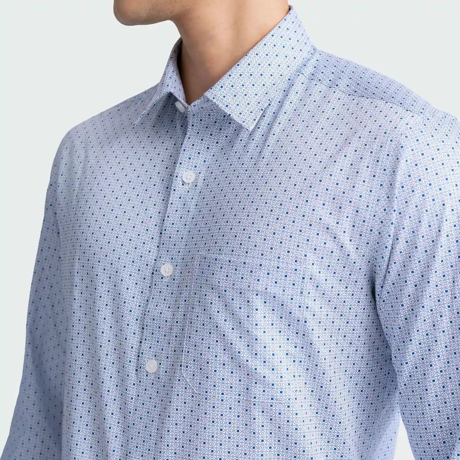 White blue pattern print